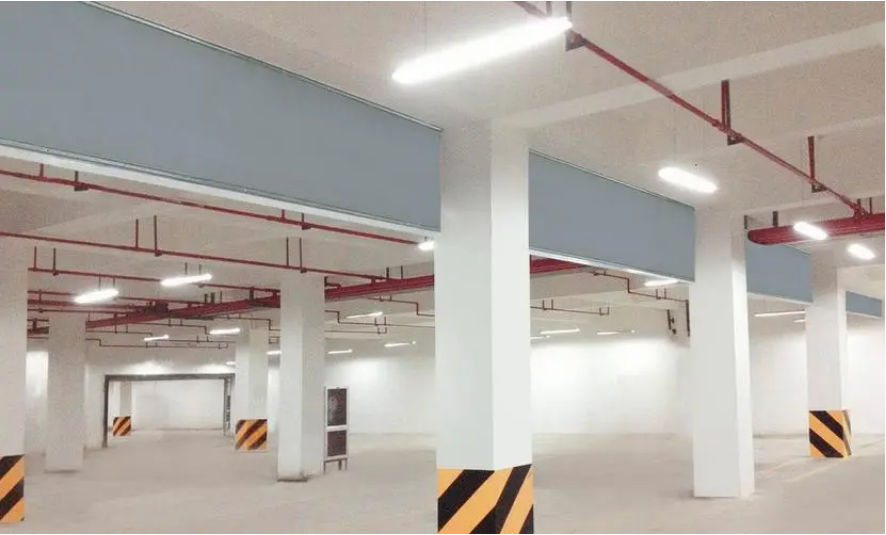 启成固定挡烟垂壁：安全与品质的保障